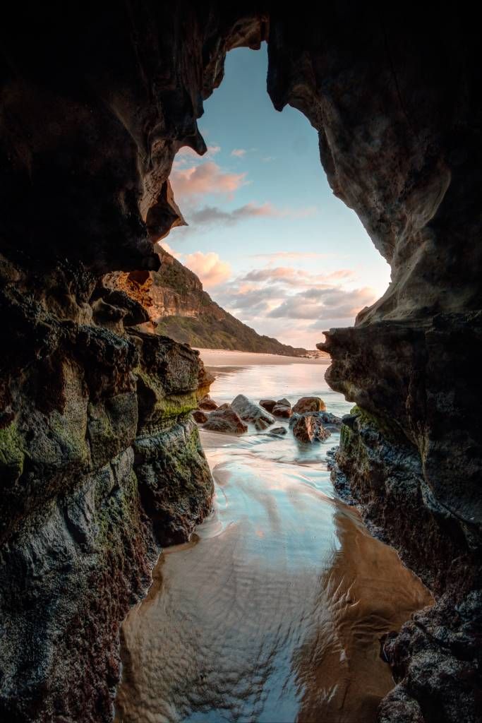 Mer entre les rochers