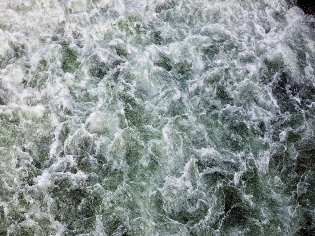 Eau tourbillonnante