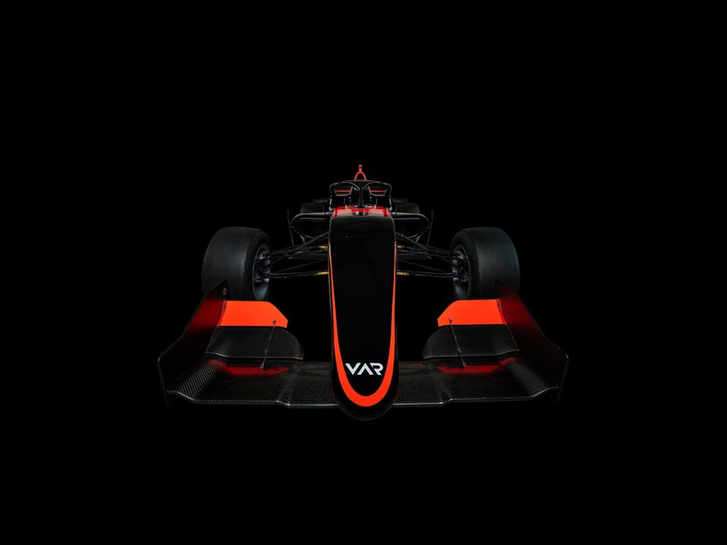 Formula 3 - Lower front view - dark