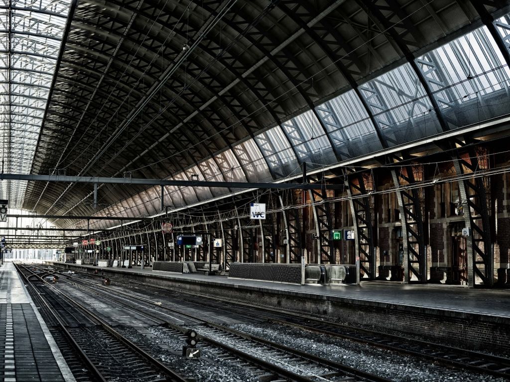 Un matin de bonne heure à la gare