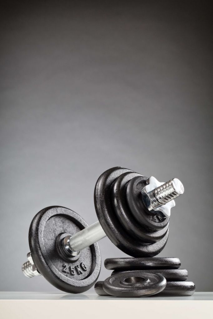 Dumbell avec des disques noirs