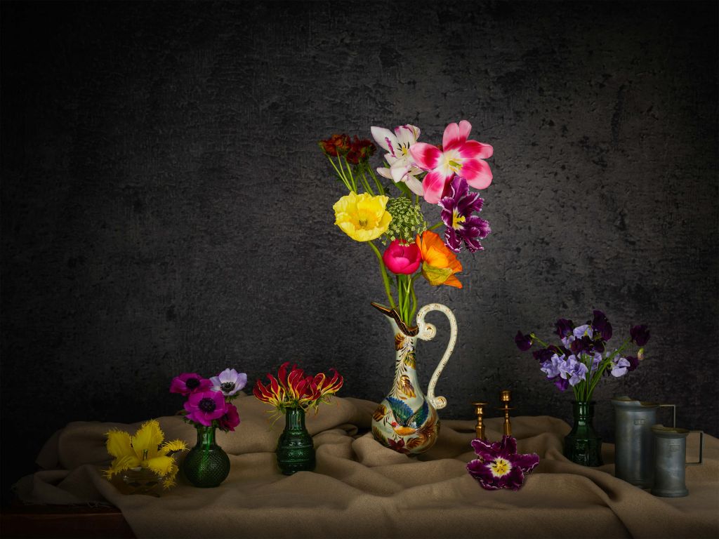 Fleurs dans des vases