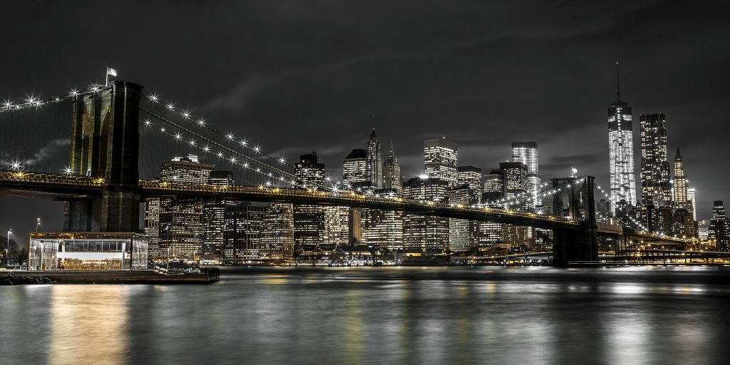Le pont de Brooklyn en pleine nuit