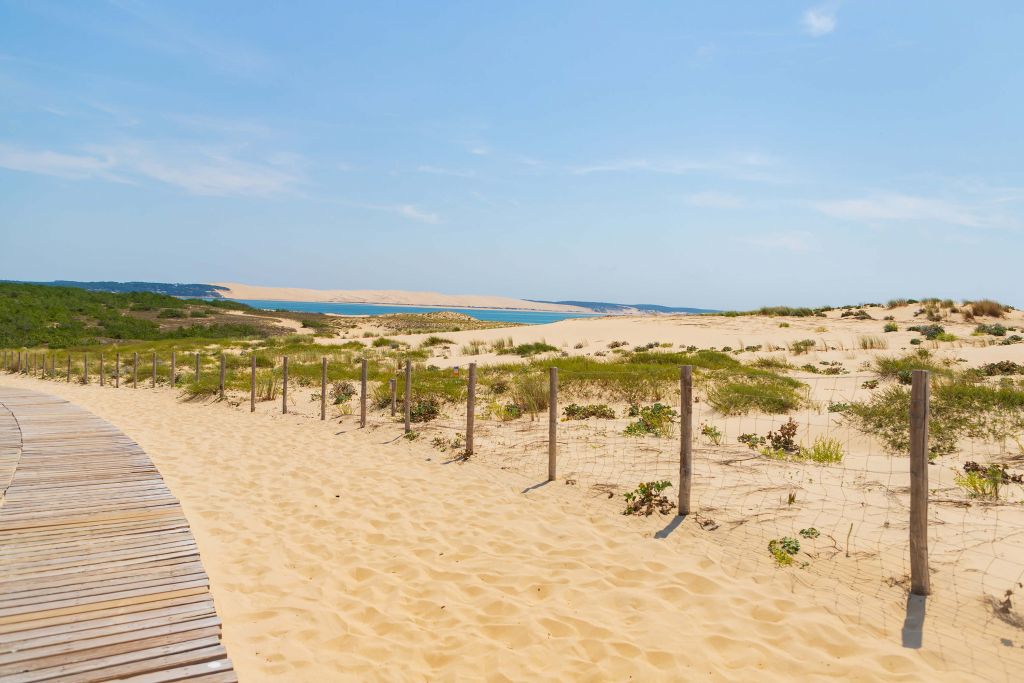 Chemin vers la plage