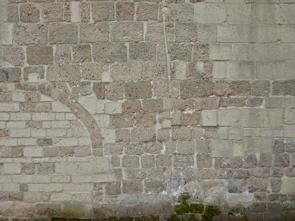 Ancien mur restauré