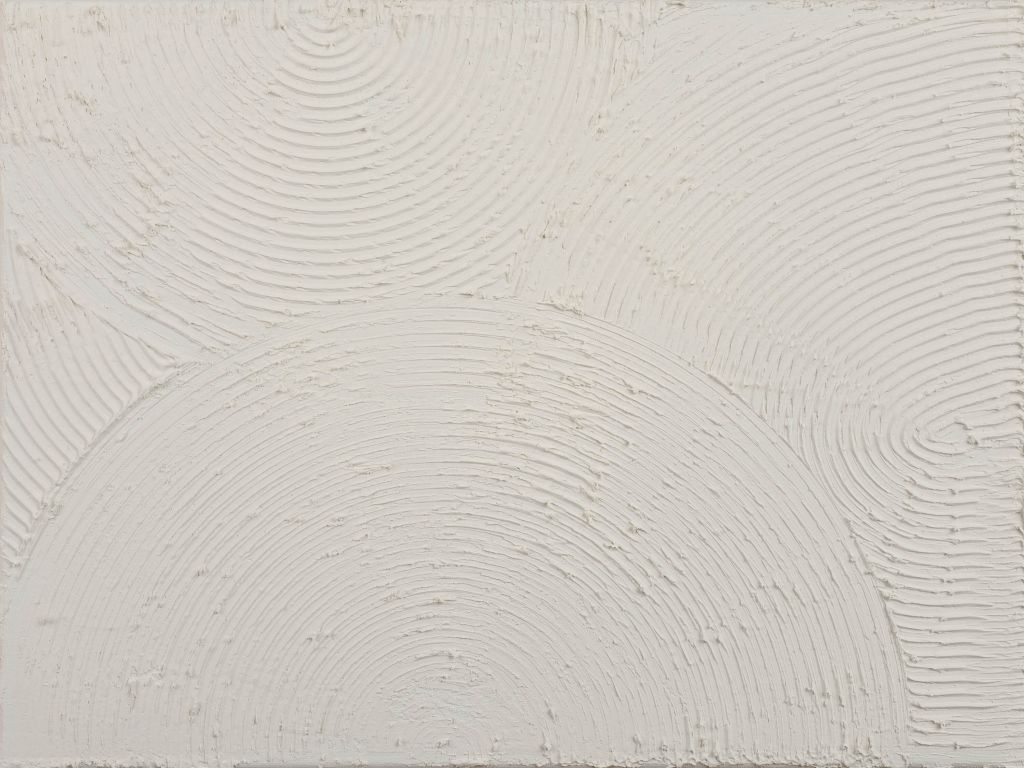 Cercles zen en blanc cassé