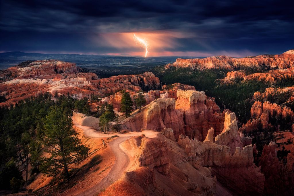 Lightning over Bryce Canyon