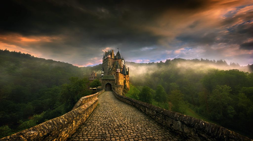 Eltz...