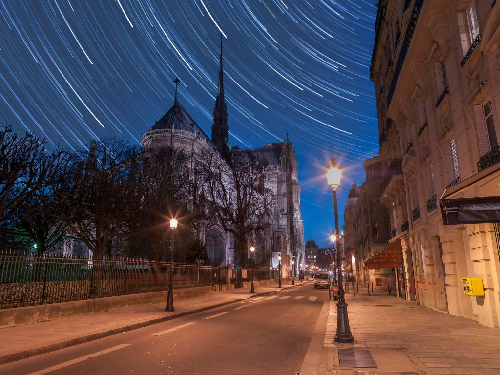 Star Trails above Notre-Dame de Paris