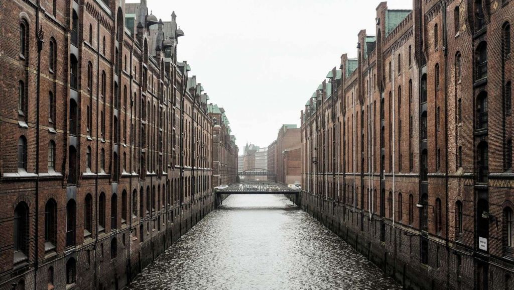 Ponts de ville à Hambourg