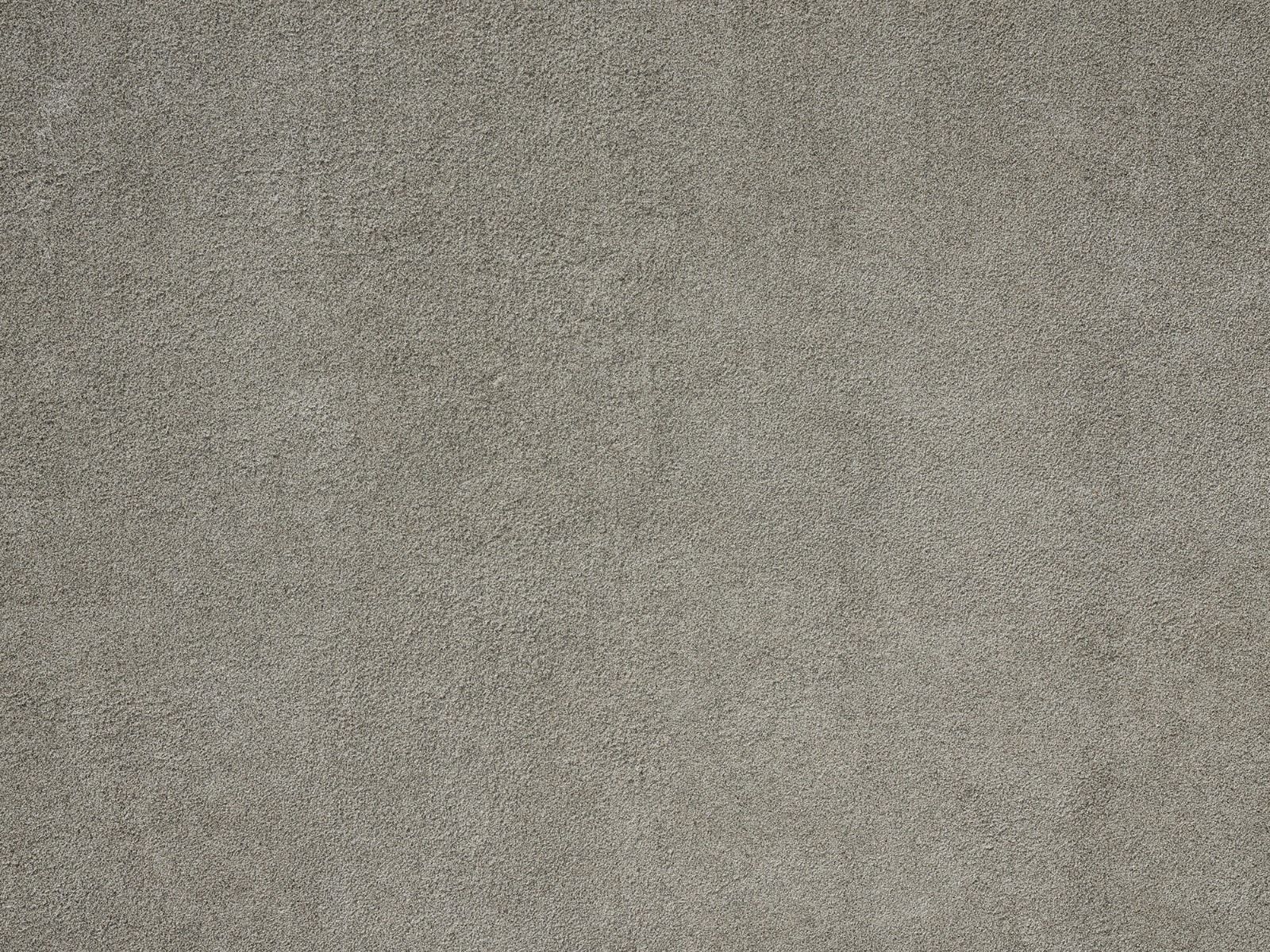 Mur en béton avec pierres fines