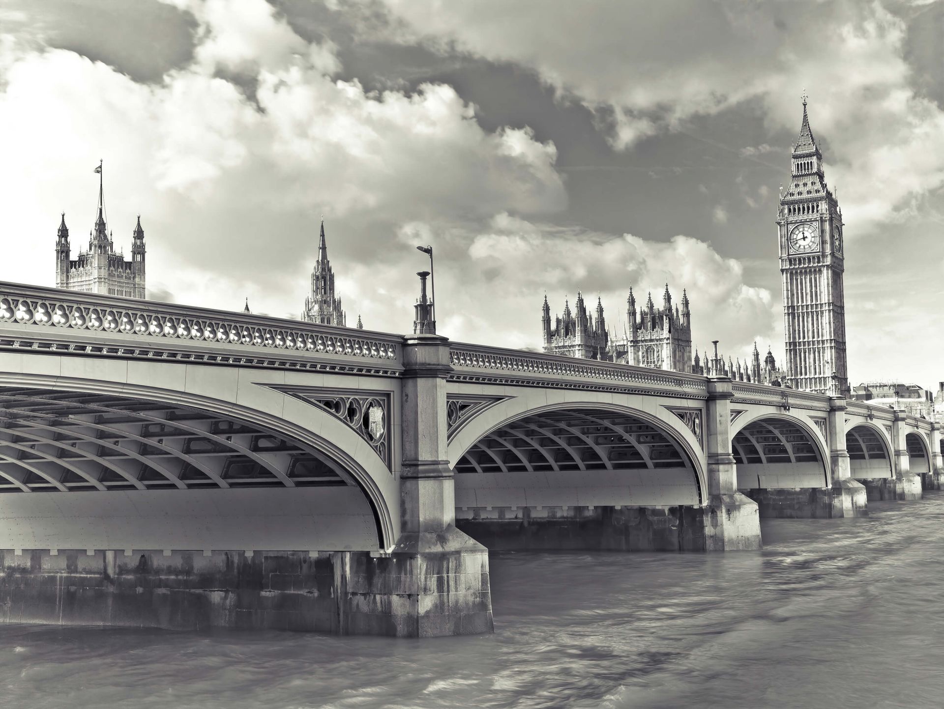 Pont de Westminster main product photo