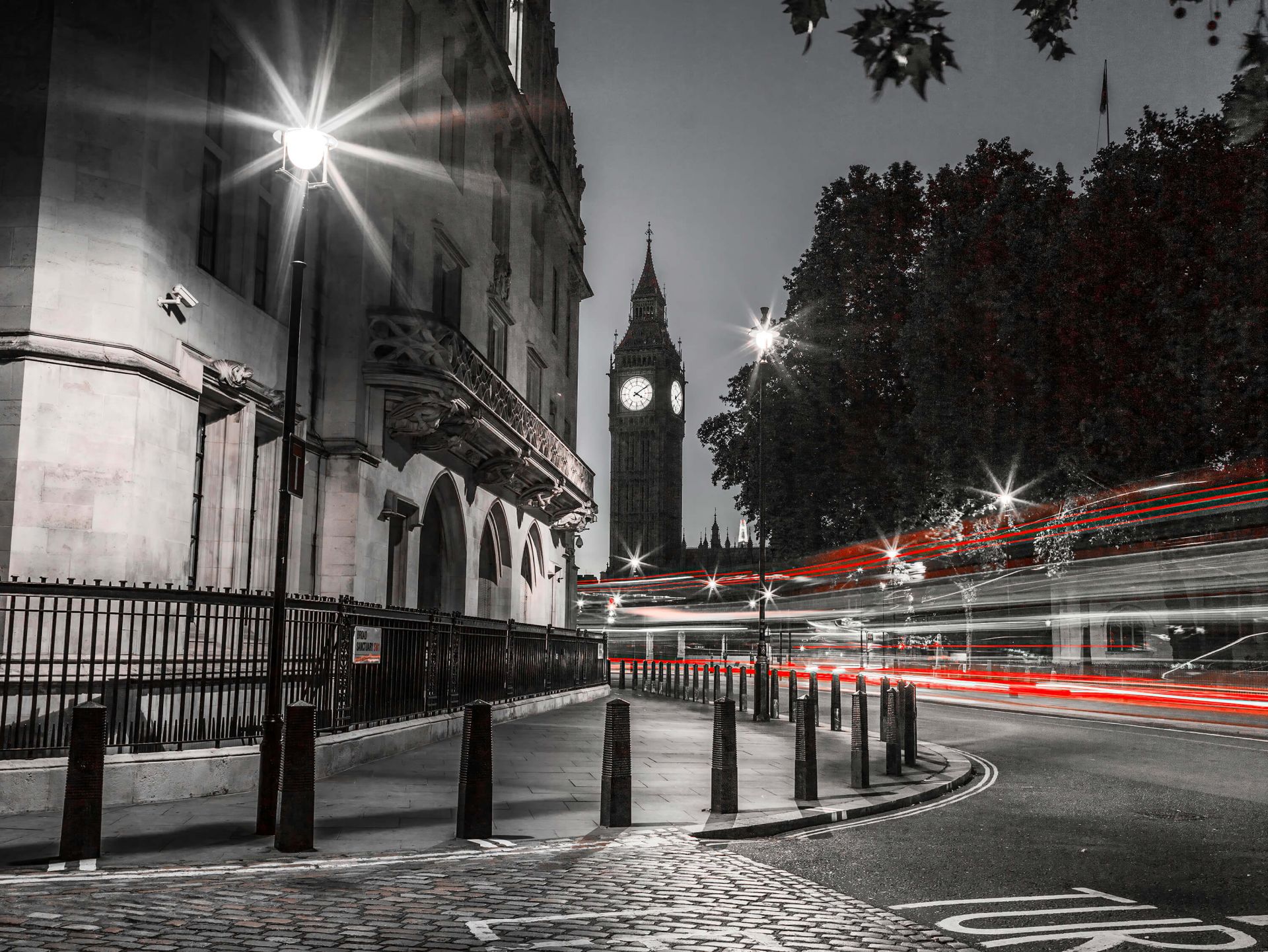 Big Ben vu de la rue main product photo