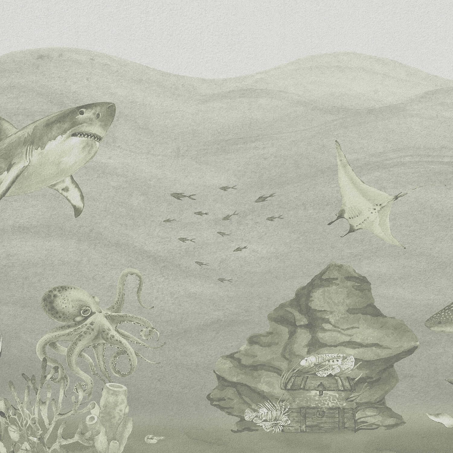 Monde sous-marin avec requins en vert d'eau main product photo